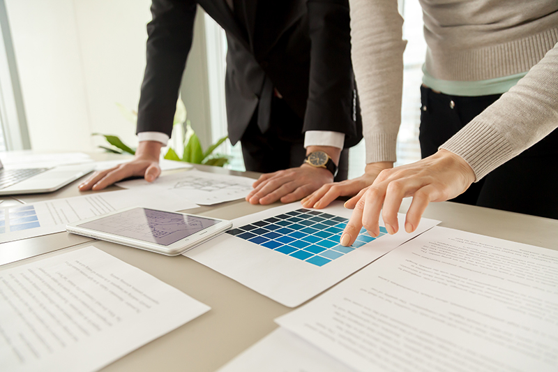 architects-working-new-project.