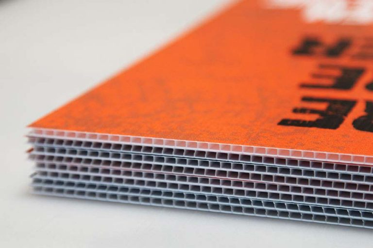 coroplast material for real estate signs